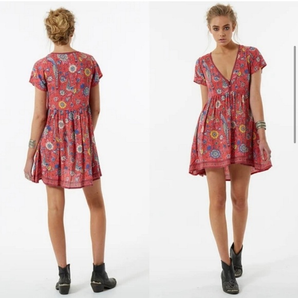 SPELL AND THE GYPSY COLLECTIVE RED
LOVEBIRD DRESS - Picture 5 of 12